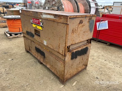 Knaack 72 in Job Site Box