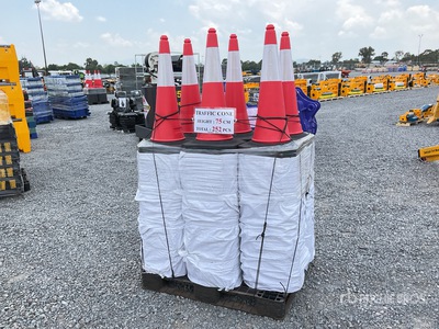 Quantity of (252) 2026 RTC75 Conos para Trafico (Sin Usar) / Highway Cones (Unused)
