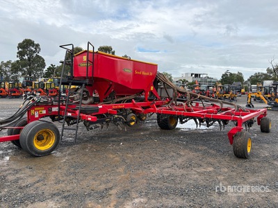 2020 Vaderstad Seed Hawk 8 m Air Seeder