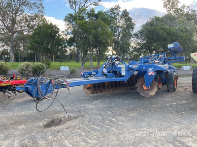 2023 Grizzly TNH48 8 m Offset Talerzówka