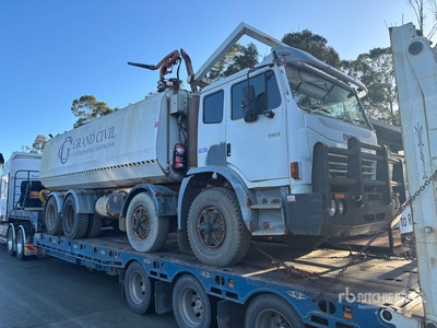2017 Iveco 2350G 6x4 Water Truck