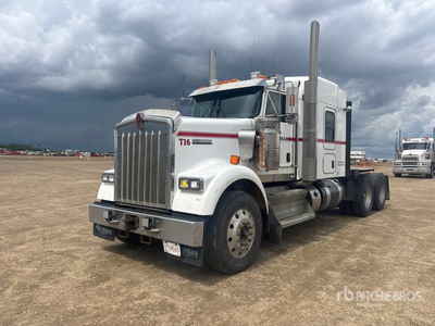 2018 Kenworth W900 6x4 T/A Sleeper Truck Tractor