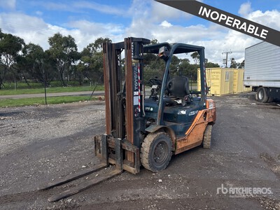 Toyota 32-8FG25 Heftruck (Inoperable)