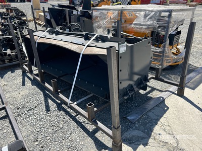 2026 GIYI GY-MB77 71 in Manure Skid Steer Bucket (Unused)