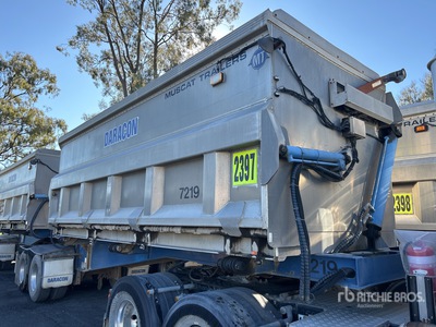 2009 Muscat 5.8 m Bogie/A Lead Remolque de descarga lateral