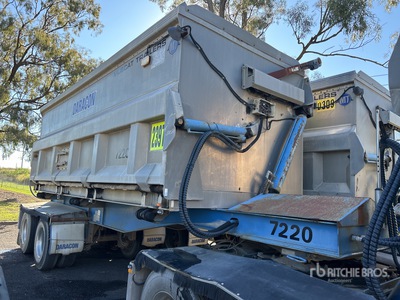 2009 Muscat 5.8 m Bogie/A Stag Remolque de descarga lateral