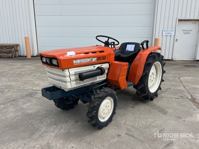 Kubota B1600 4WD Tracteur Utilitaire Utility Tractor