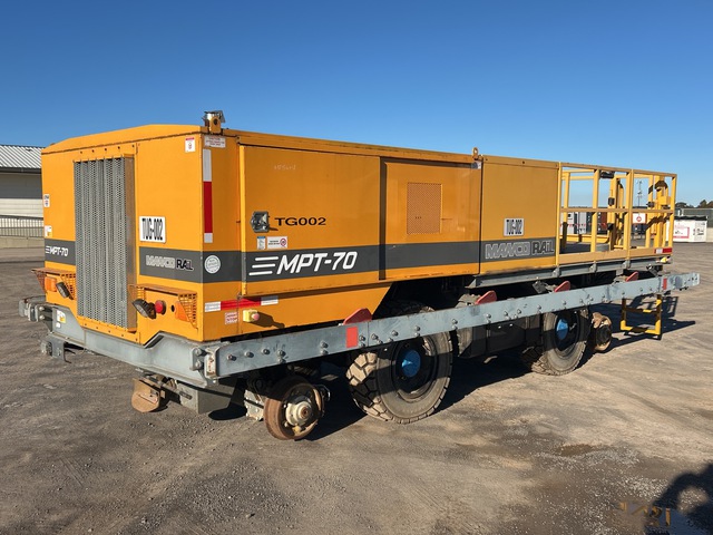2020 Manco Rail MPT70 Hi-Rail 18 Ton Tug 2020 Manco Rail MPT70 Hi-Rail 18 Ton Tug