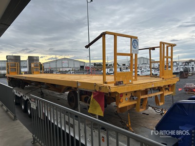 2020 Manco 11.5 M Rail Trailer