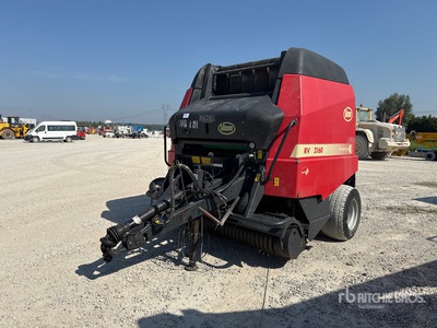 2010 Vicon RV2160 Presse à balles cylindriques
