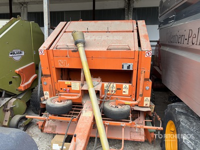 1998 Gallignani 9300 Presse à balles cylindriques
