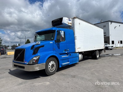 2013 Volvo VNL 4x2 Sleeper Refrigerated Truck