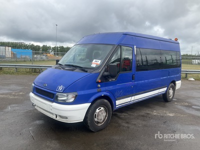 Ford Transit 11 Seat Minivan