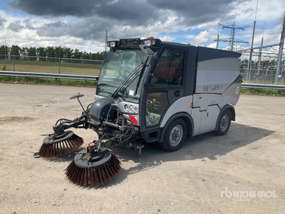 2017 Hako Citymaster 2000 Sweeper Truck