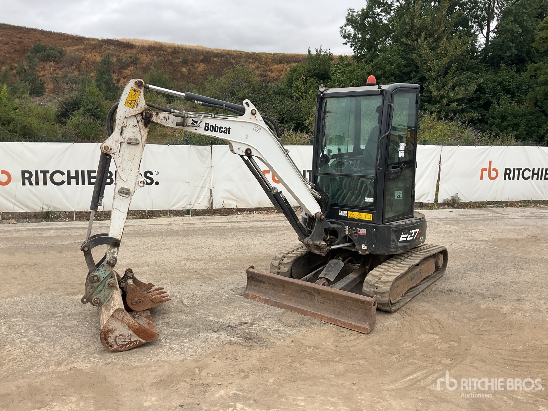 2021 Bobcat E27Z Mini Excavator