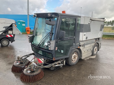 2014 Schmidt Swingo 2000 Autocarro spazzatrice (Inoperable)