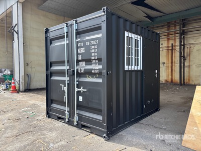 8 ft Storage Container