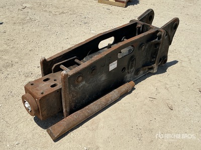Miracle Hydraulic Breaker - Fits 20 ton excavators