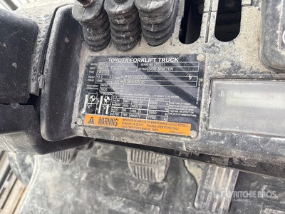 2016 Toyota 8FGU25 Forklift