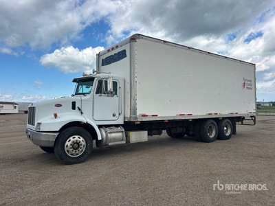 2000 Peterbilt 330 6x4 Autocarro furgonato