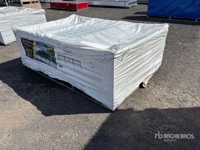 Quantity of (21) EMC 7 ft x 4 ft Sharp Top Pool Fencing