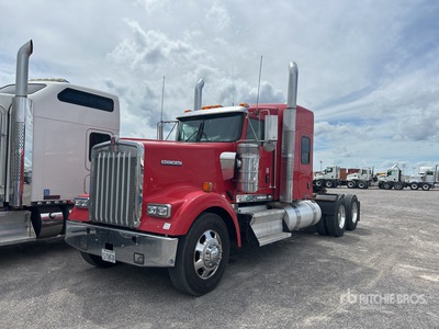 2014 Kenworth W900 6x4 Cabeza Tractora Cabina Dormitorio