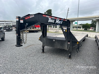 2025 Trailmaxx MAX27-40 40 ft T/A Gooseneck Equipment Trailer