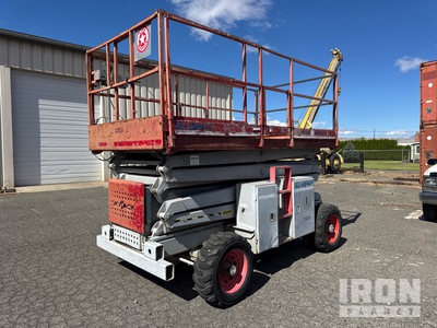 Skyjack SJ8841F Dual Fuel 4x4 シザーリフト