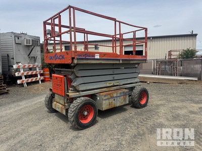 Skyjack SJ7135 Dual Fuel 4x4 Hebebühne