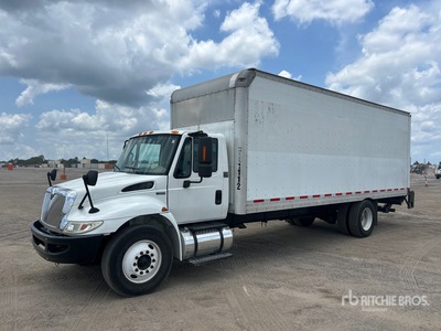 2015 International 4300 4x2 Van Truck