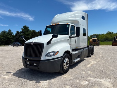 2021 International LT625 6x4 T/A Sleeper Truck Tractor