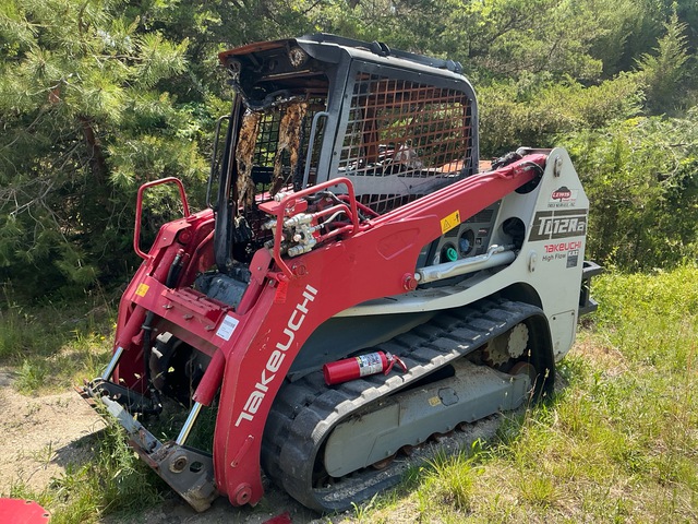 2020 Takeuchi TL12R2 High Flow Compact Track Loader (Inoperable)