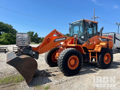 2016 Doosan DL200-5 Wheel Loader