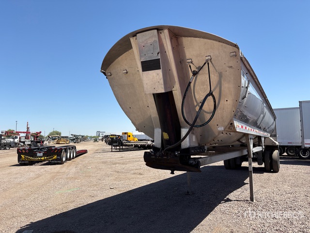 2006 Travis 39 ft T/A Aluminum Frameless End Dump Trailer