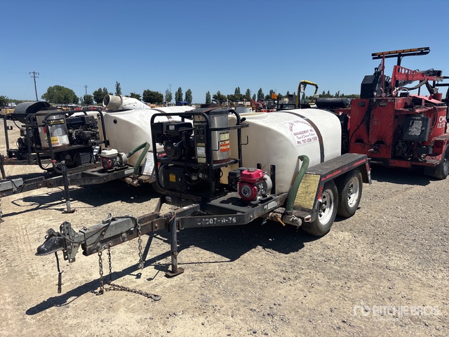 2007 Magnum MWT0500 500 gal T/A Hot Water Pressure Washer Trailer