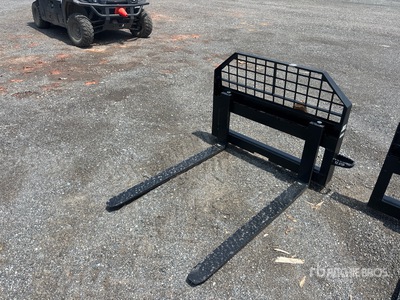 JBX 4000 48 in 48 in Skid Steer Forks (Unused)