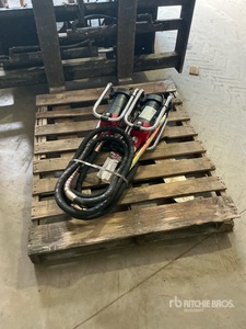 Quantity of (2) Mustang CV3500 Vibratore per cemento (Unused)