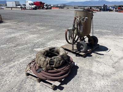 2006 Clemco Industries Sand Blaster