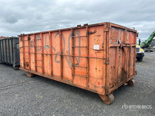 18 ft Roll-Off Container