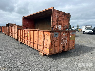 Quantity of (2) Abrollcontainer