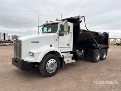 2003 Kenworth T800 6x4 3-Achs Kipper-Lkw