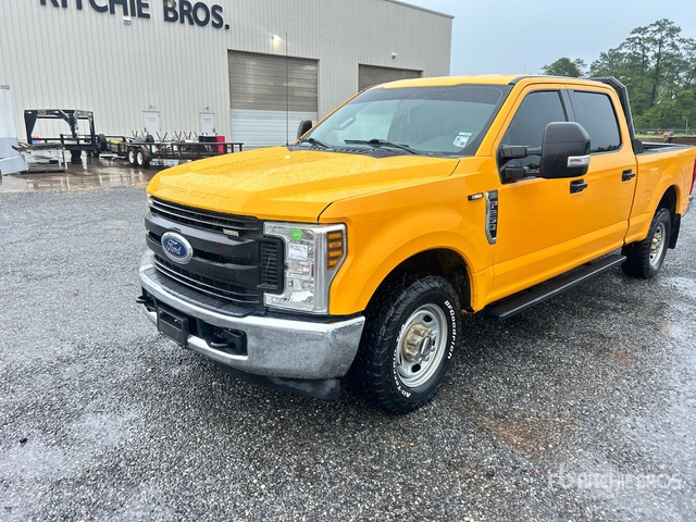 2019 Ford F-250 XL 4x2 Crew Cab Pickup