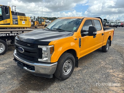 2019 Ford F-250 XL 4x2 Crew Cab Pickup