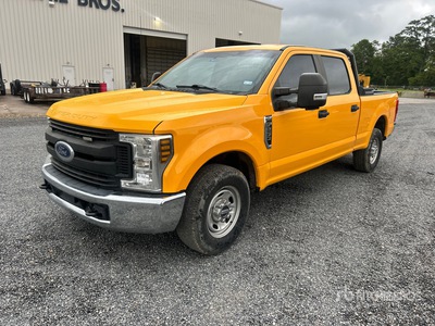 2018 Ford F-250 XL 4x2 Crew Cab Pickup