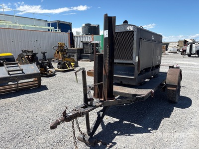 Lincoln SAE-400 400 A Mobile Stick 3-in-1 Engine Driven Welder
