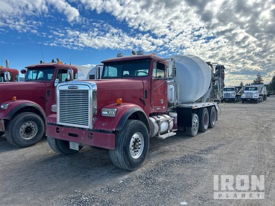 2006 Freightliner FLD 120 8x4 Mixer vrachtwagen