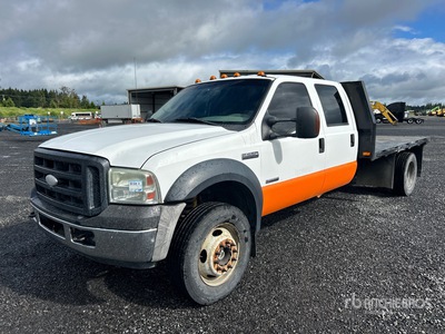 2007 Ford F-550 XL 4x4 Crew Cab Platte vrachtwagen