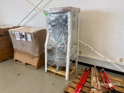 Iron Horse 11.2 cfm Skid-Mounted Electric 60 gal Air Compressor (Unused)