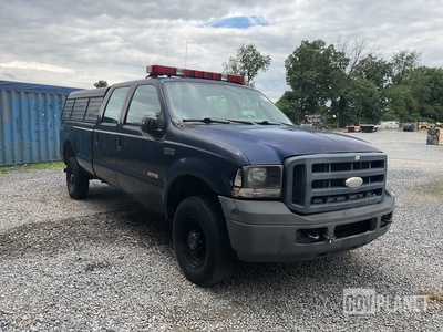 2004 Ford F-350 Super Duty Lariat 4x4 Pickup