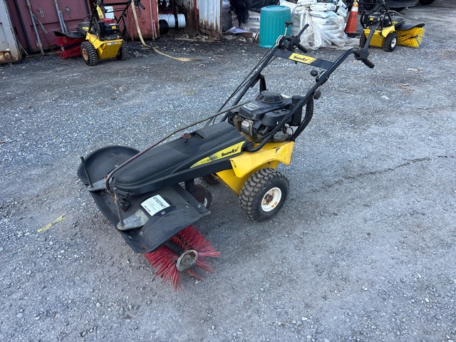 2014 SnowEx 40 in Snow Broom 2014 SnowEx 40 in Snow Broom
